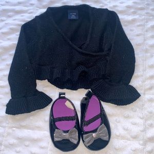 Baby gap wrap sweater & black shoes